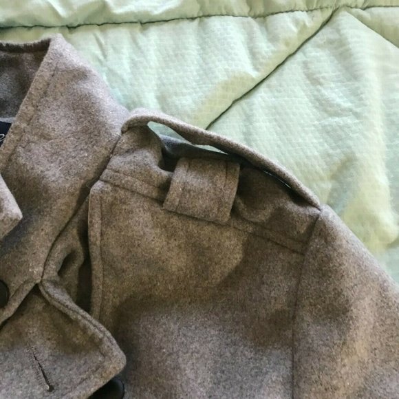 Aowo7s - Gray Wool Pea coat w/ buttons - Women - Medium - Picture 2 of 5